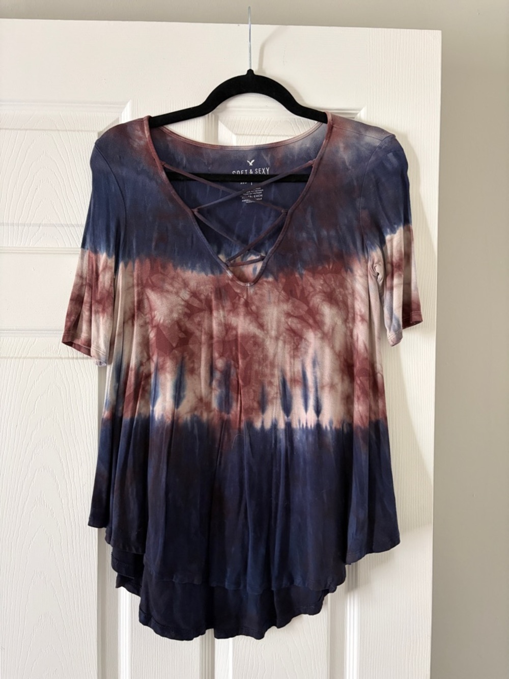 American Eagle Outfitters Navy and Brown Tie-Dye Crew Tee